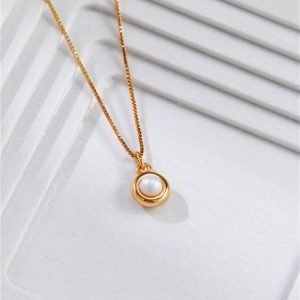 Pearl Pendant Necklace