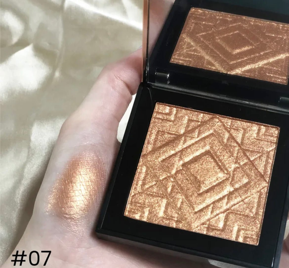 Powder Highlighter - Image 8